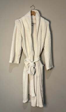 Barefoot Dreams CozyChic Unisex Robe  Cream White Size 1
